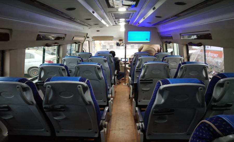 20 Seater Tempo Traveller Rental Images